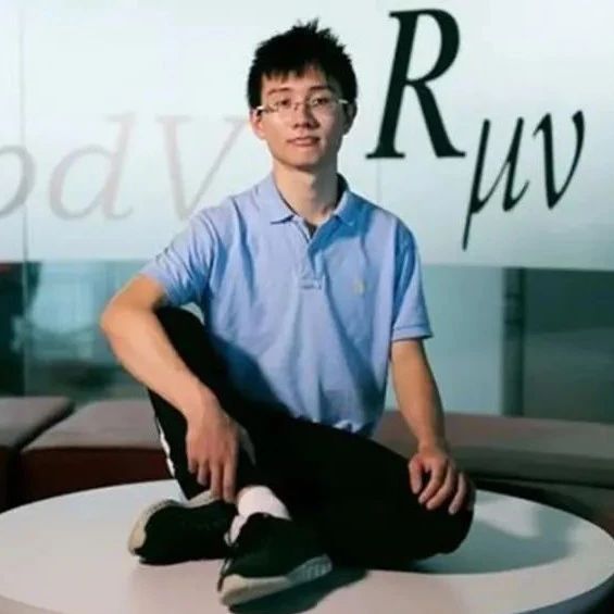 手握8篇Nature!“95后”天才少年曹原,拟入职加州大学! | 华算科技